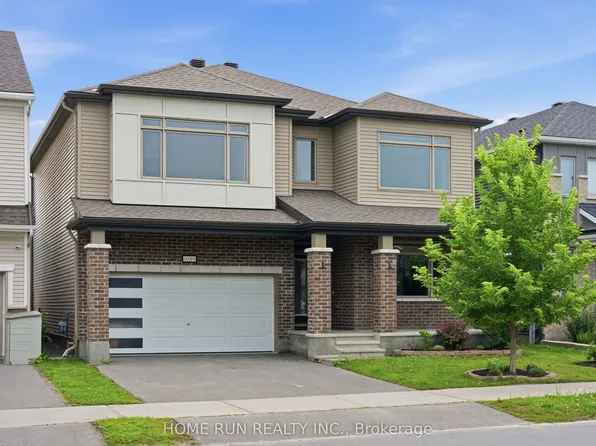 1089 Apolune St, Ottawa, ON K2J 6N8