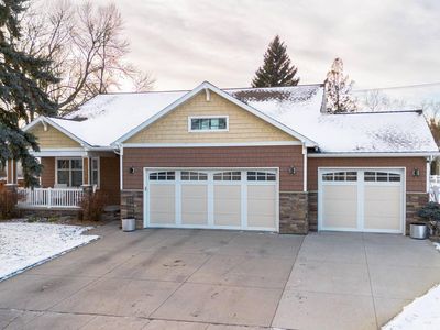 1516 Walnut St, Grand Forks, ND, 58201