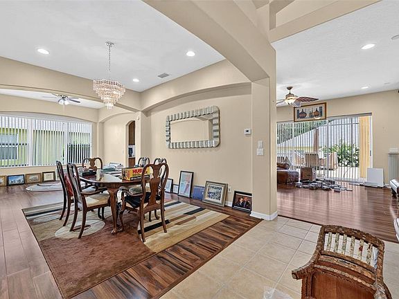 5th image of 316 Harts Oak Pl