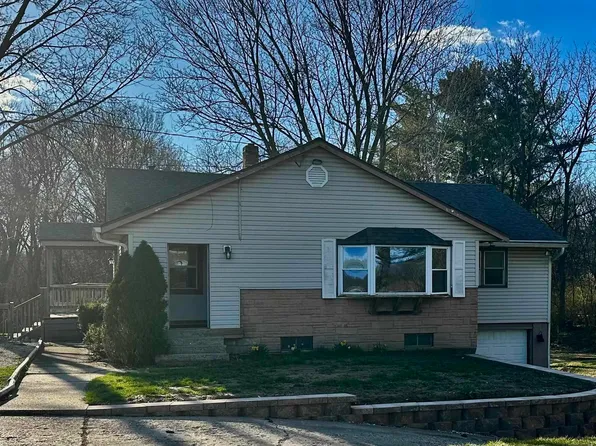 5803 N Kickapoo Edwards Rd, Edwards, IL 61528