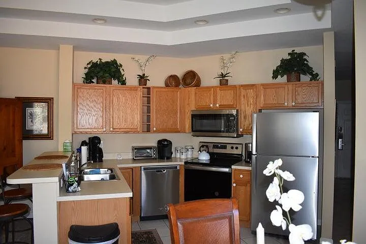 1 bed, 1.5 bath, 1312 sqft, $1,695 — Photo 3