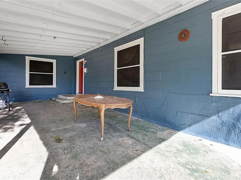 3306 Liberty St — Photo 26
