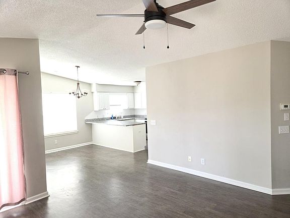 4th image of 2816F Mulberry Ln