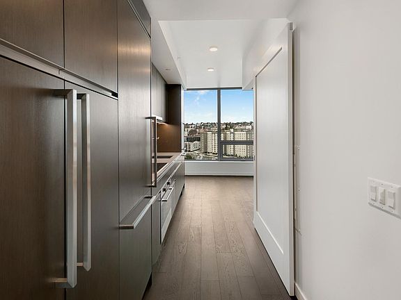 2nd image of 1808 Minor Ave Floor 17