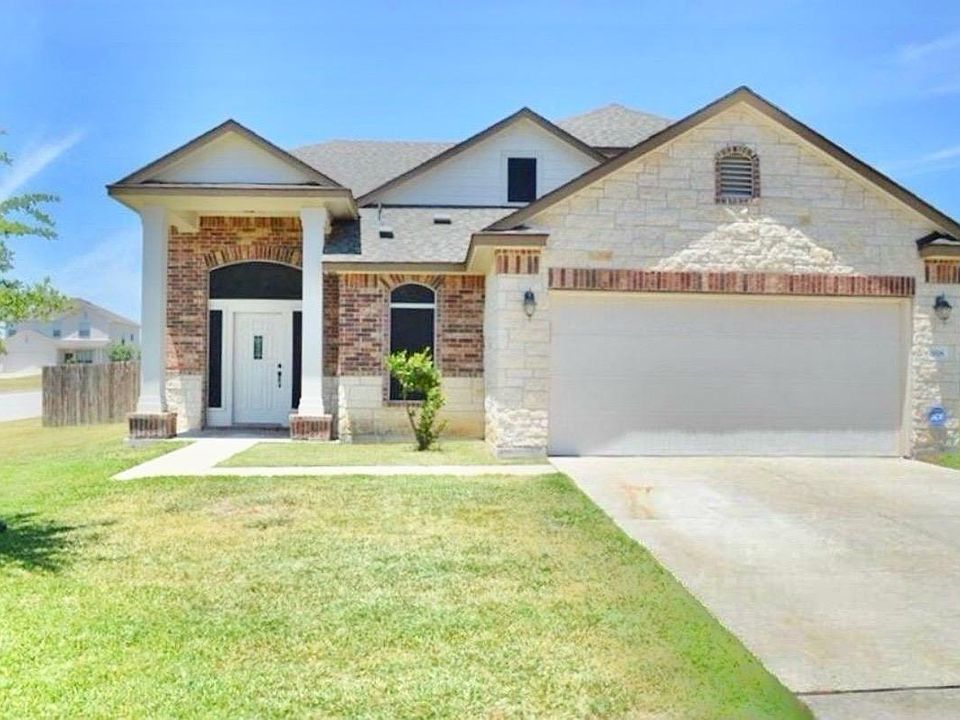 1st image of 918 Evergreen Farm Dr