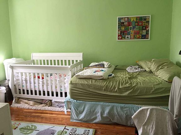 5th image of 2445 28th St APT 31