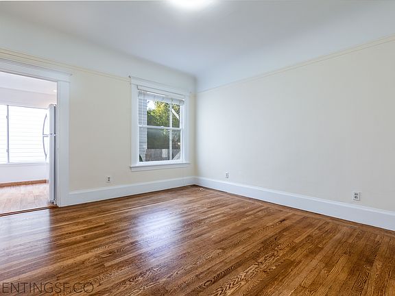 5th image of 2117 Pierce St #B