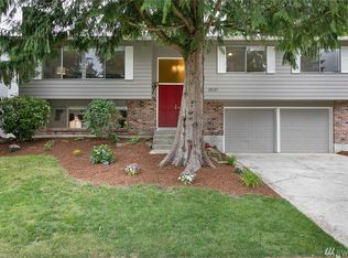 15227 118th Ave NE, Kirkland, WA 98034