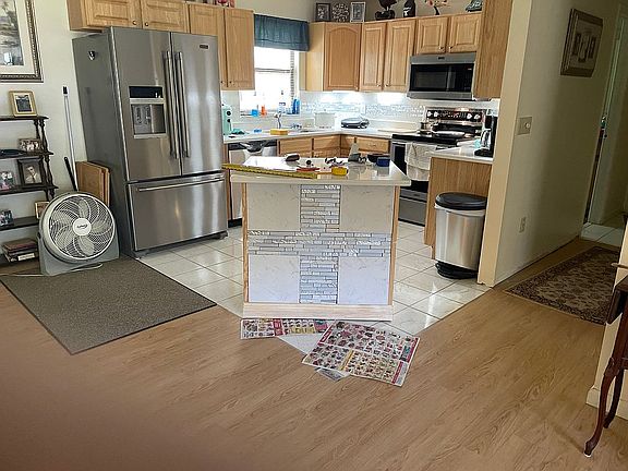 5th image of 1440 County Road 448b