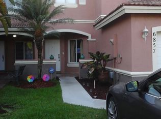 6857 SW 164th Ct, Miami, FL 33193