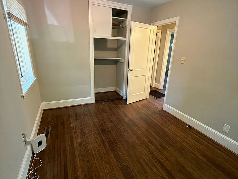 1441 Goodwin Ave — Photo 7