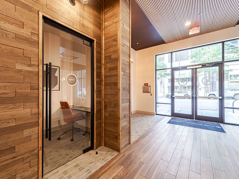 The Edison Lofts Apartments — Photo 23