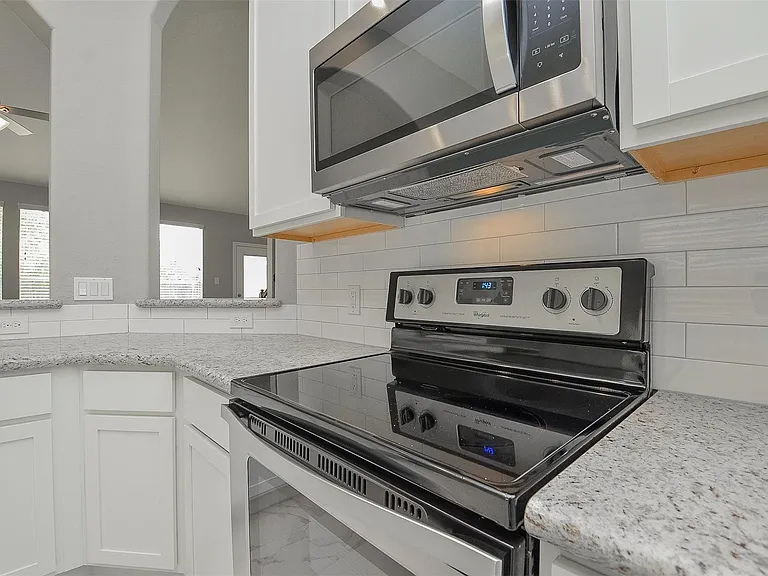 23751 River Place Dr — Photo 16