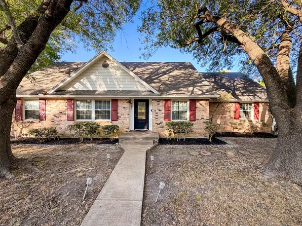 407 John Arden Dr, Waxahachie, TX 75165