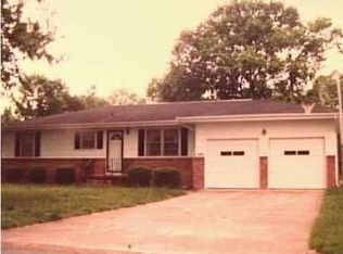 23 Reynolds Dr, Rossville, GA 30741