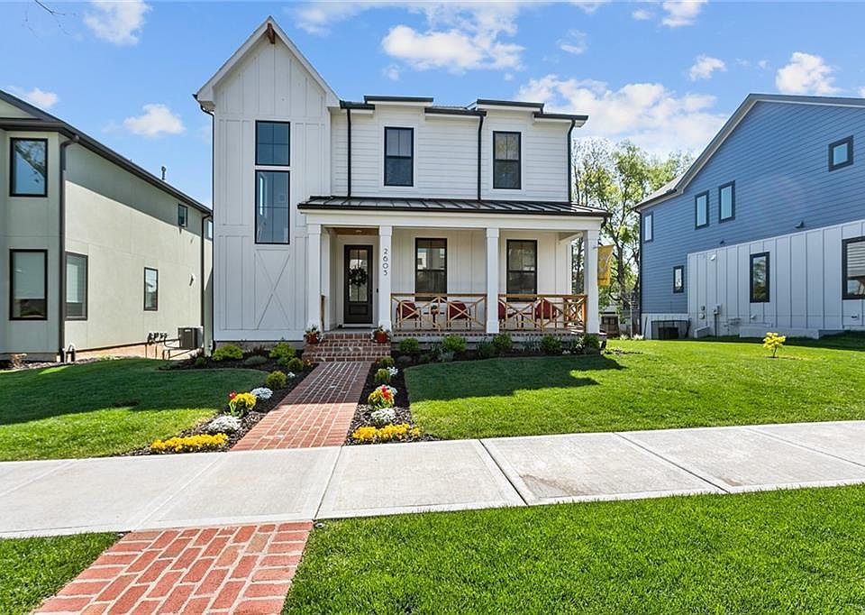 1st image of 2605 Forest Ave