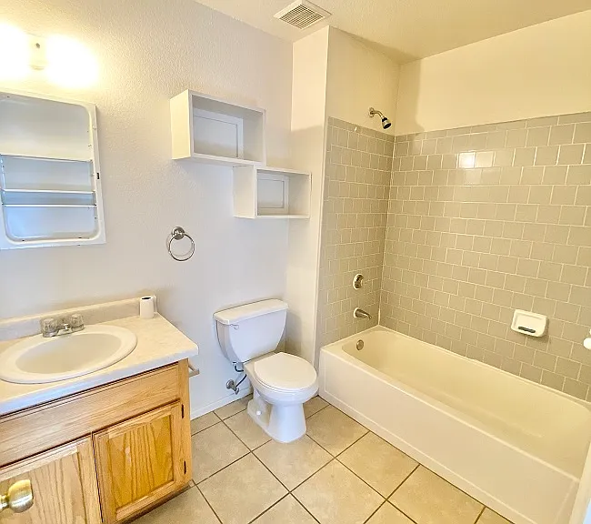 4274 W 21st Pl — Photo 10