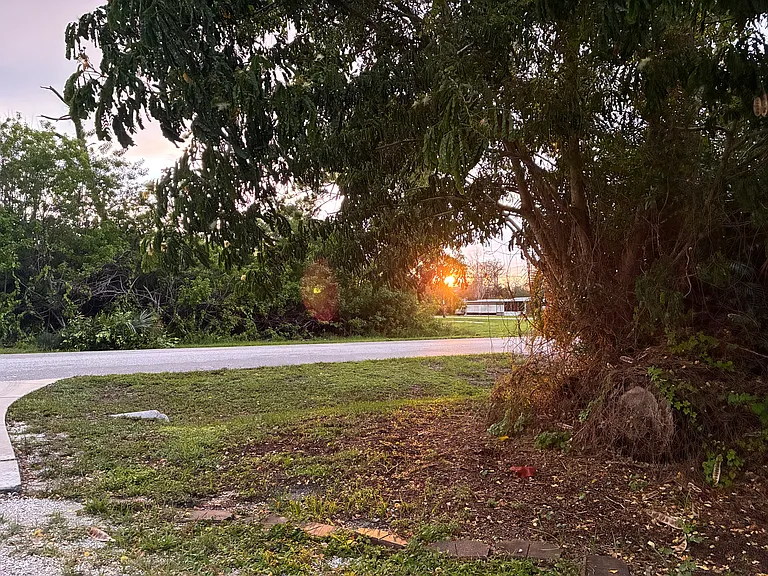 2911 Bourbon St — Photo 26