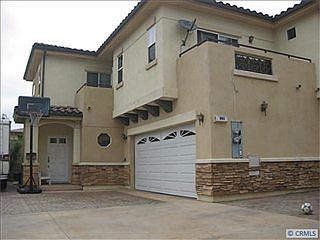 1st image of 9911 Flora Vista St
