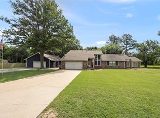 805 S Harris Ave, Wagoner, OK 74467