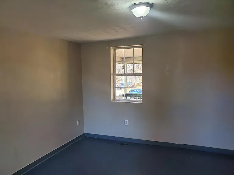 2049 N Benton Ave — Photo 6