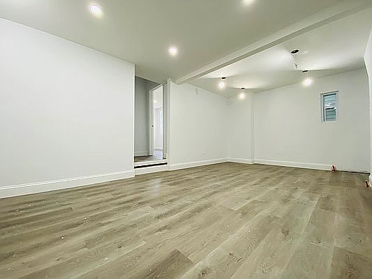 2nd image of 1821 Trafalgar Pl #2A