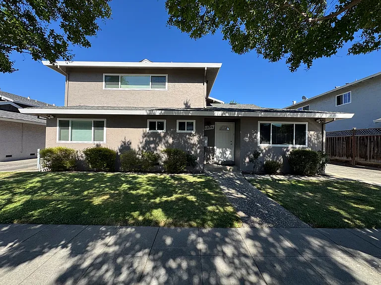 1096 Topaz Ave #1 — Photo 1