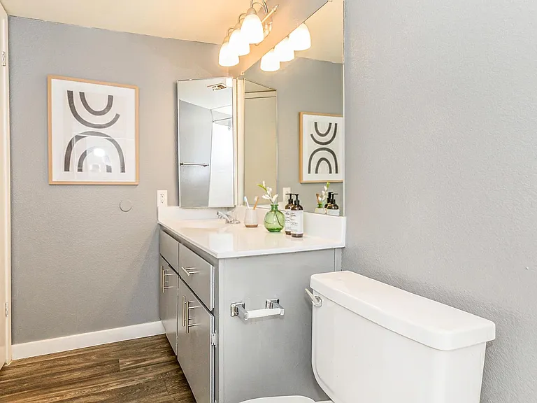 Williams Gateway Apartments — Photo 17