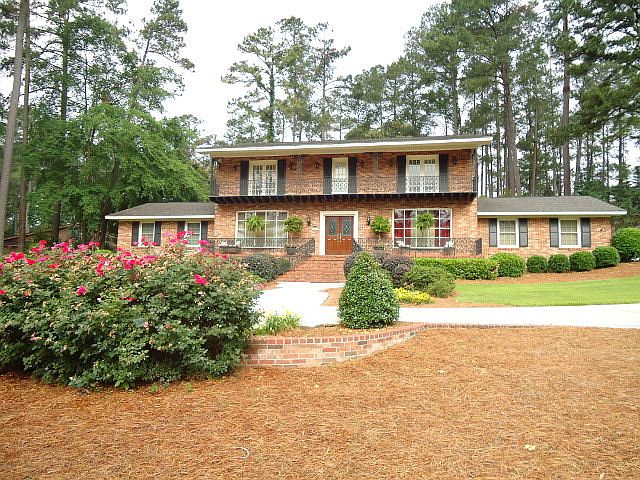 1st image of 3519 Pebble Beach Dr