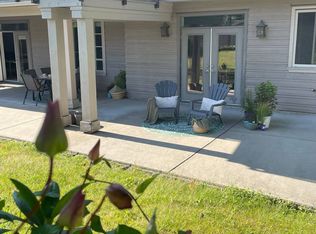 1362 Willow Way, Coquitlam, BC V3J5M3