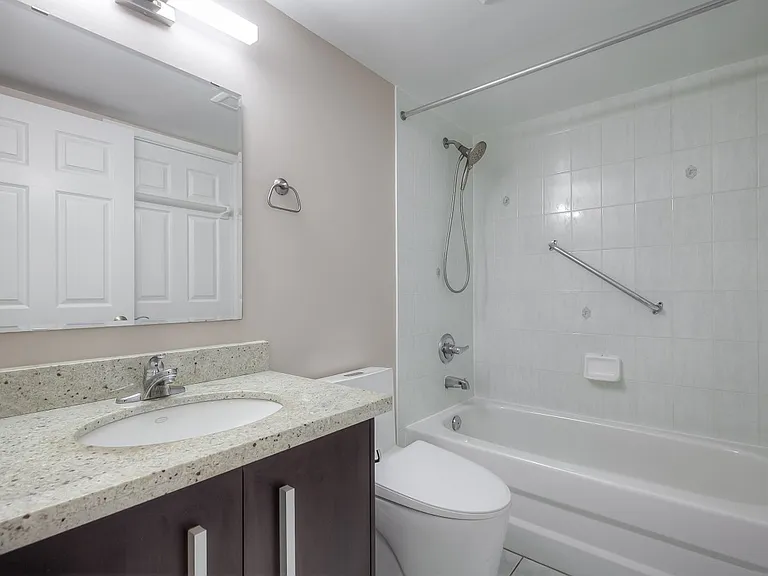 190 Manitoba St #511 — Photo 13