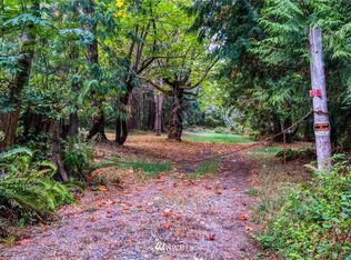 41 Moen Rd, Nordland, WA 98358