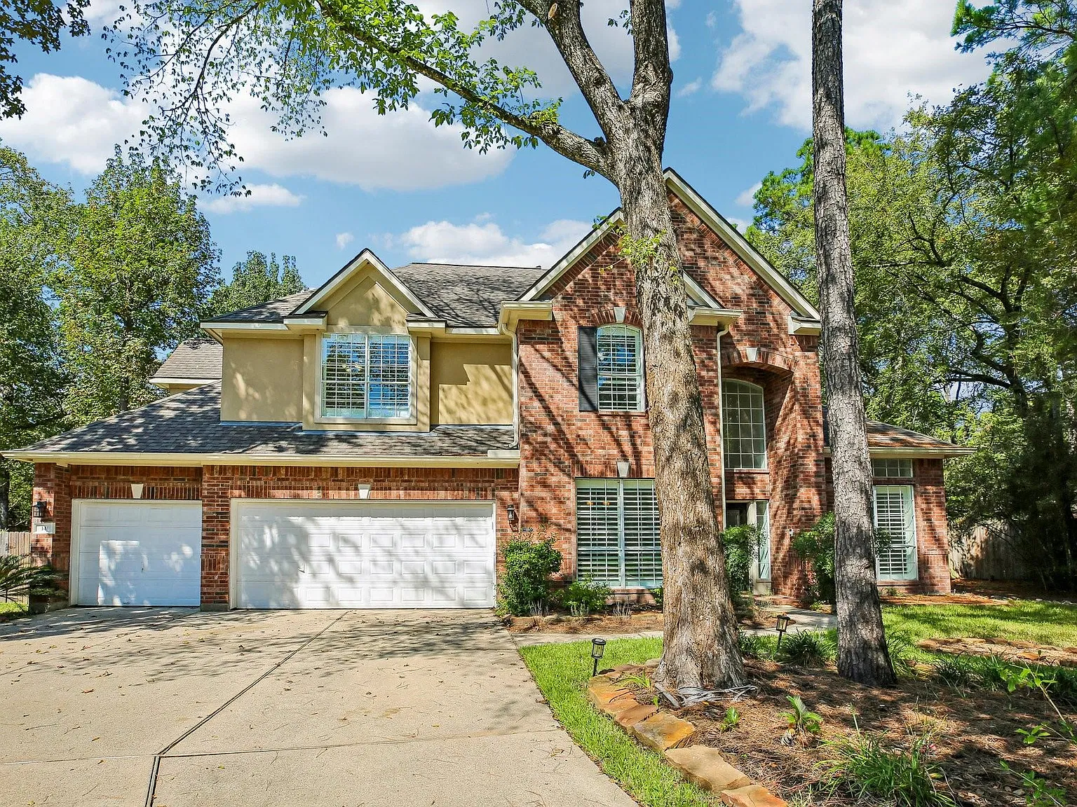 4 bed, 3.5 bath, 3346 sqft, $4,200 — Photo 3