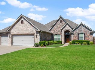 12111 Lynwood Dr, Fort Smith, AR 72916