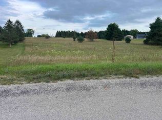 Skyview Ln #3, Waupaca, WI 54981