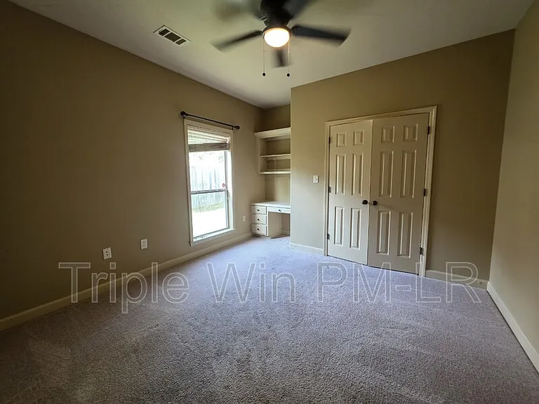 1901 Hidden Creek Dr — Photo 24