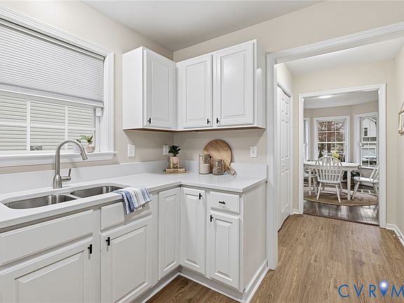 3rd image of 11417 Alder Glen Way