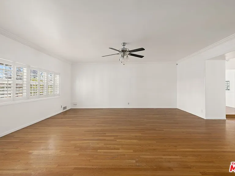 4309 Gentry Ave — Photo 4