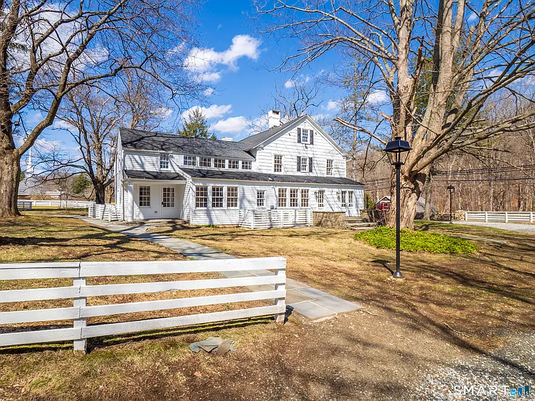 523 Danbury Rd #D — Photo 17