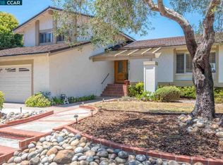 18673 W Cavendish Dr, Castro Valley, CA 94552