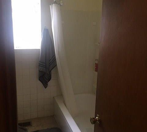 4th image of 413 Vickie Dr