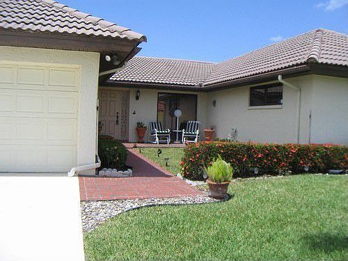 1st image of 10475 Green Trail Dr N