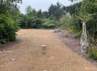 200 Hoh St, Ocean Shores, WA