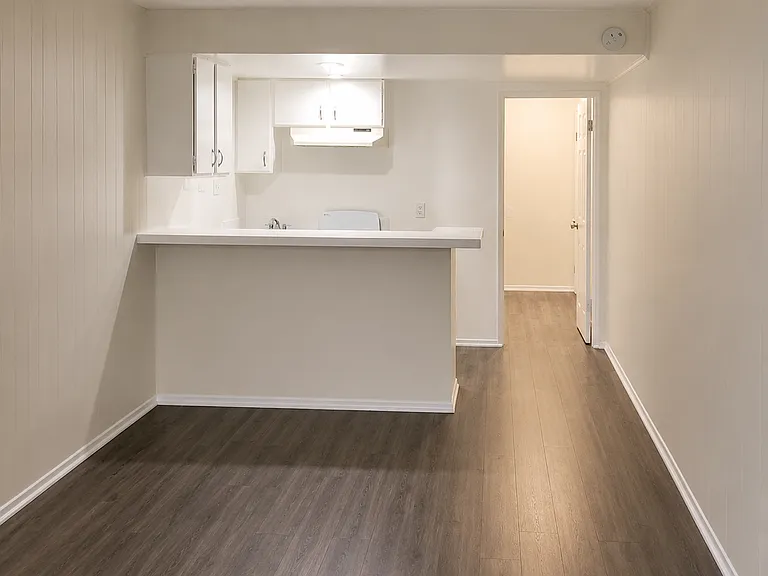 14800 S. Berendo Ave. Gardena, CA 90247 — Photo 8