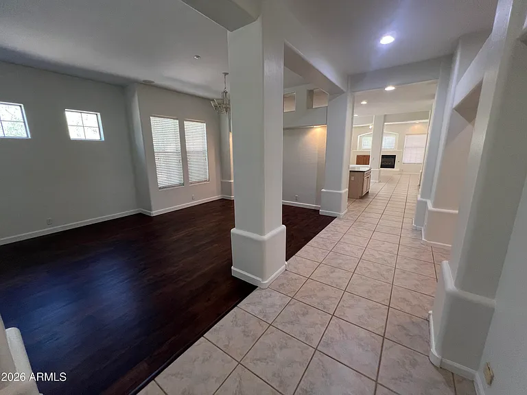 9506 E Mohawk Ln — Photo 4