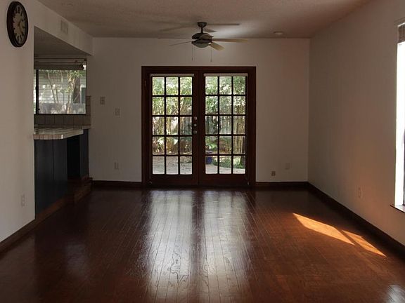 2nd image of 8127 Ceberry Dr
