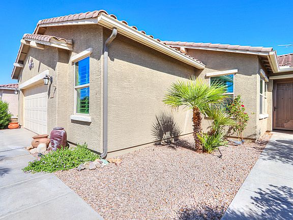 3rd image of 42 S Mesilla Ln