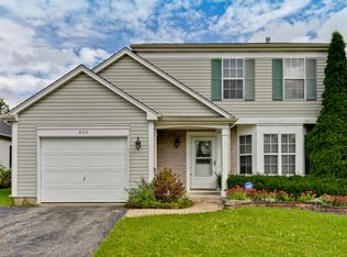 805 Benridge Ct, Mundelein, IL 60060