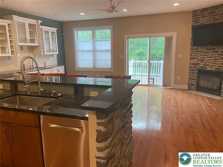 1621 Finches Garden Rd — Photo 8