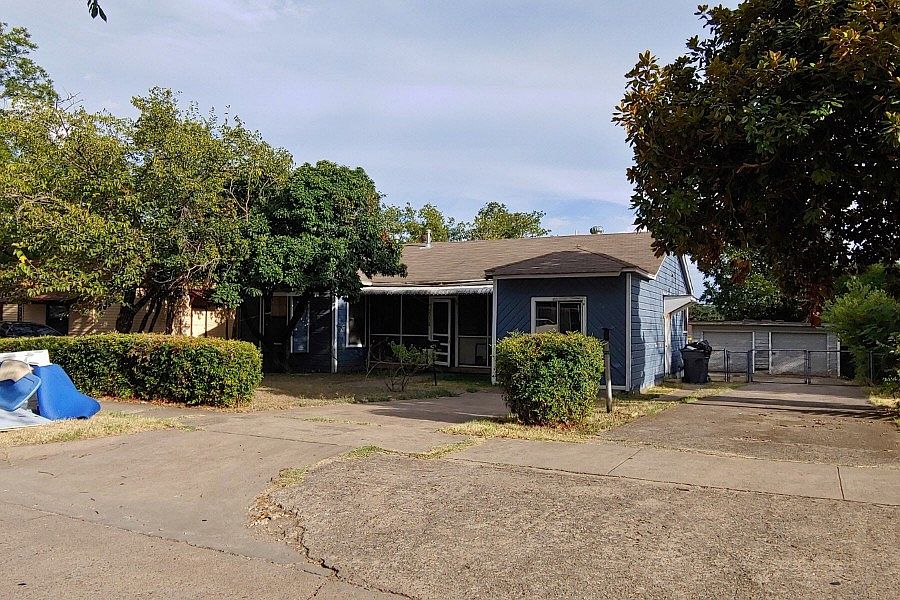 1st image of 3716 Poinsettia Dr